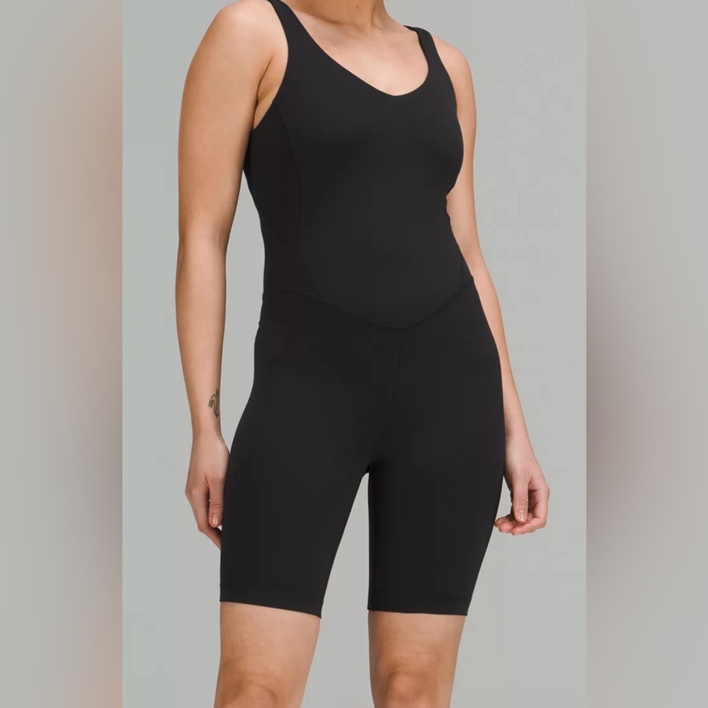 Lululemon 🍋 Black Workout Bodysuit